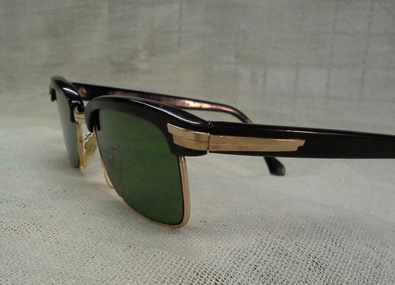 แว่นตาวินเทจ/คลับมาสเตอร์/โกลด์ฟิลด์ OPTURA made in West Germany  14K