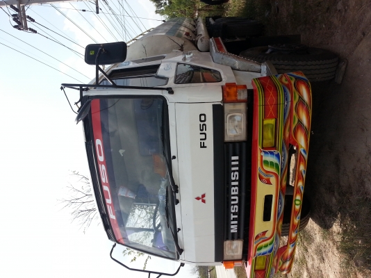 ขายรถน้ำมัน ไอ้หลง FN527 TF4XXX เครื่อง2เพลา6D16 TURBO 220แรง เกียร์ 10เกียร์ ช่วงล่างเดิมๆ