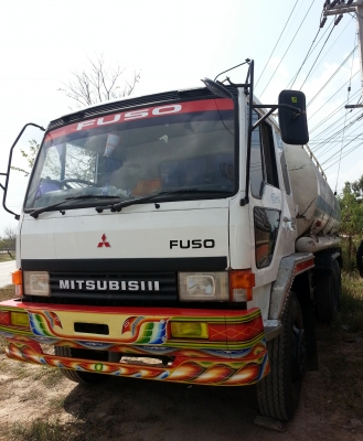 ขายรถน้ำมัน ไอ้หลง FN527 TF4XXX เครื่อง2เพลา6D16 TURBO 220แรง เกียร์ 10เกียร์ ช่วงล่างเดิมๆ