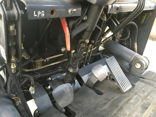 ขายโฟล์คลิฟต์ TAILIFT FG25 2.5ตัน สภาพสวย พร้อมใช้งาน (มีvdoการทำงานครับ) สนใจติดต่อ 081-948-5494