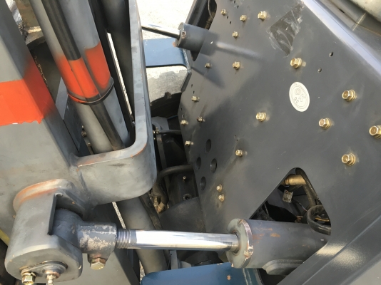 ขายโฟล์คลิฟต์ TAILIFT FG25 2.5ตัน สภาพสวย พร้อมใช้งาน (มีvdoการทำงานครับ) สนใจติดต่อ 081-948-5494