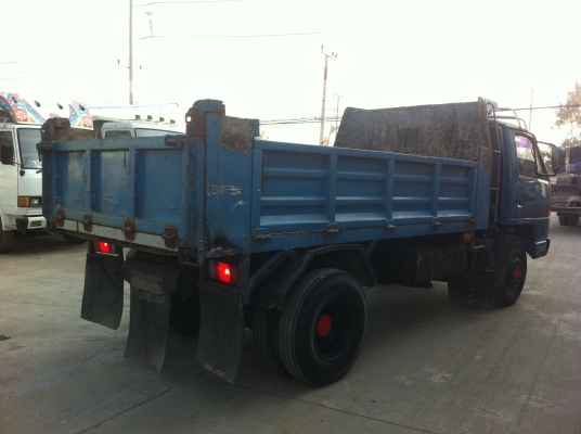 Isuzu Npr  ช่วงล่าง F ยางเต็ม 6 เส้น ทะเบียนพร้อมโอน