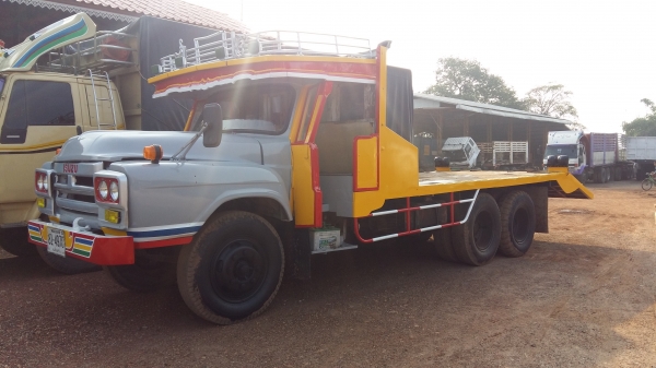 ขายด่วน10ล้อหัวยาวเทเลอร์พร้อมใช้เครื่อง6BF185แรงพวงมาลัยพาวเวอร์ จิฟฟี่ 6เกียร์เดินหน้า