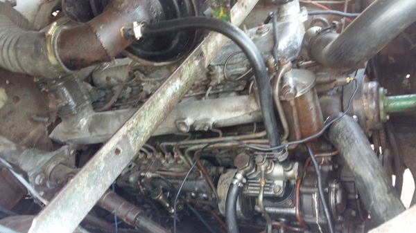 ขายด่วน10ล้อหัวยาวเทเลอร์พร้อมใช้เครื่อง6BF185แรงพวงมาลัยพาวเวอร์ จิฟฟี่ 6เกียร์เดินหน้า