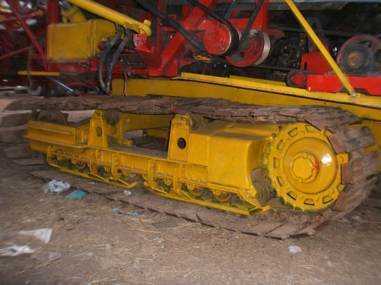 ขายรถเกี่ยวข้าว เจ้าช้างไวไฟ อุ้ม 2.5 ตัน ตัวเดิน 12 HTนอก เครื่องยนต์มิตซู 6D17 ปั้มอิบตันเบอร์ 22