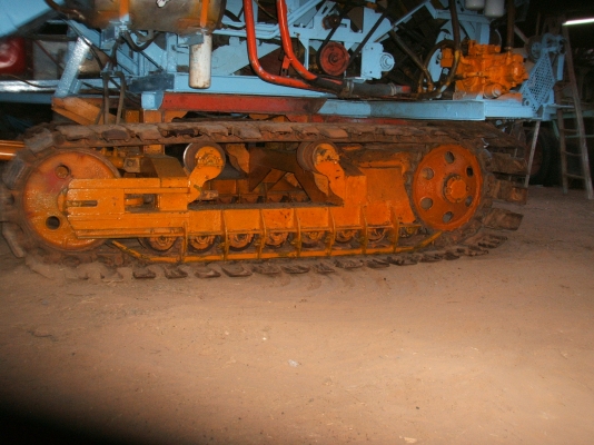 ขายรถเกี่ยวข้าวไทยเจริญการช่าง อุ้ม 2.5 ตัน เครื่องยนต์ฮีโน่ 215 แรงม้า ปั้มไดกินส์ เบอร์ 22 ตัวเดิน 12 HTนอก ขายรถเกี่ยวข้าวไทยเจริญการช่าง อุ้ม 2.5 ตัน เครื่องยนต์ฮีโน่ 215 แรงม้า ปั้มไดกินส์ เบอร์ 22 ตัวเดิน 12 HTนอก