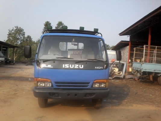 ISUZU NQR 120 ยาว 5.50  เมตร  เครื่องดี  ครัชชีสวย  รถพร้อมใช้งาน