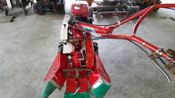 รถพรวนดิน สาดออกข้าง พร้อมใช้ รหัสสินค้า V - 9