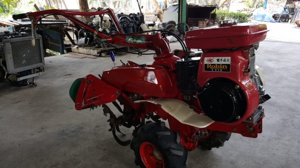 รถพรวนดิน สาดออกข้าง พร้อมใช้ รหัสสินค้า V - 9