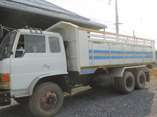 รถยนต์ 10 ล้อ 2เพลา ดั้ม