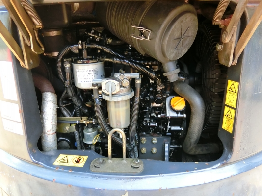 รุ่นใหม่ HITCAHI  ZX30UR-2(คอลโทนสั้นปั๊มนิ้ว)PC-30เก่านอกแท้(มีVDOชม)มีเอกสารพร้อม ติดต่อ 085-5632278 (ต่อรองได้)