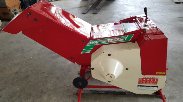 เครื่องย่อยกิ่งไม้ รหัสสินค้า V - 6 ใหญๆๆ เครื่องย่อยกิ่งไม้ รหัสสินค้า V - 6 ใหญๆๆ