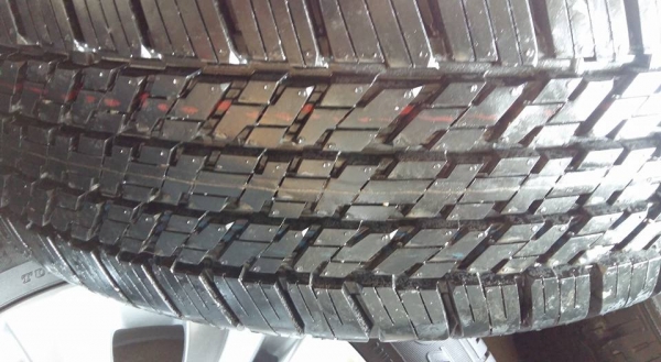 ขายแม็กป้ายแดง New pajero 18" พร้อมยางปี15 สนใจติดต่อ ตาเล็ก ล้อและยาง 081-3747940