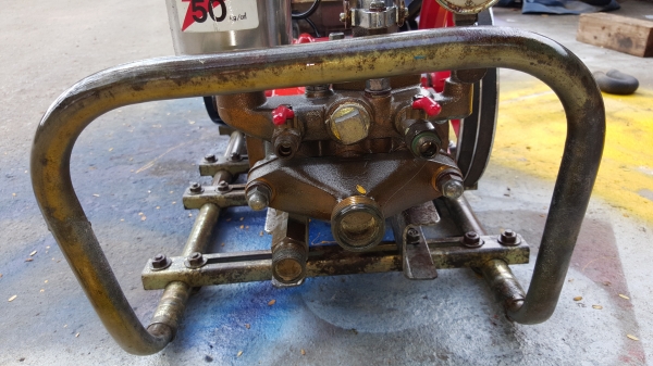 ปั้มอัดฉีดเครื่อง 6 แรง ปั้มอัดฉีดเครื่อง 6 แรง