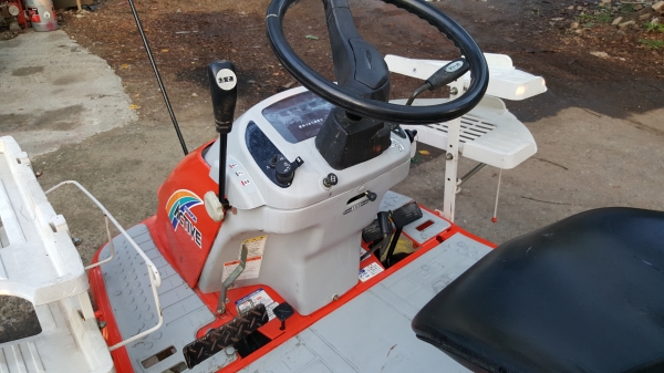 รถดำนา 4 แถว คูโบต้า รถดำนา 4 แถว คูโบต้า