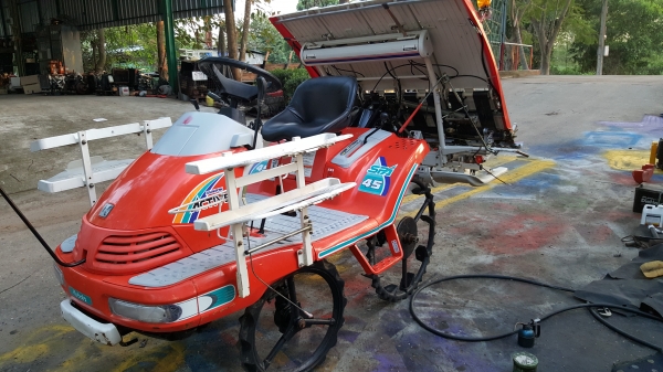 รถดำนา 4 แถว คูโบต้า รถดำนา 4 แถว คูโบต้า