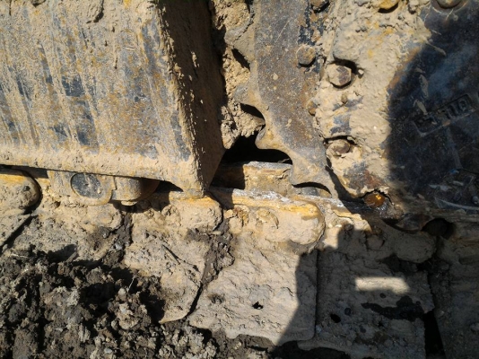 ขายด่วน SK120-5 สภาพพร้อมใช้งาน เครื่องดี ช่วงล่างเต็ม ไฟฟ้าครบ เอกสารสัญญาซื้อขาย ตอนนี้รถอยู่กาฬสินธ์ุ ครับ