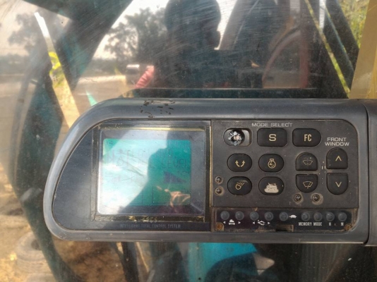 ขายด่วน SK120-5 สภาพพร้อมใช้งาน เครื่องดี ช่วงล่างเต็ม ไฟฟ้าครบ เอกสารสัญญาซื้อขาย ตอนนี้รถอยู่กาฬสินธ์ุ ครับ