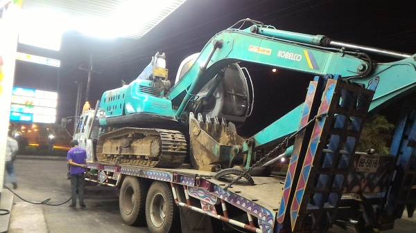 ขายด่วน SK120-5 สภาพพร้อมใช้งาน เครื่องดี ช่วงล่างเต็ม ไฟฟ้าครบ เอกสารสัญญาซื้อขาย ตอนนี้รถอยู่กาฬสินธ์ุ ครับ