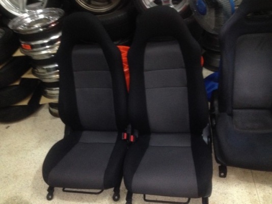 เบาะ TOYOTA MRS ดำผ้าลายเก่าญี่ปุ่นสภาพสวยไม่มีขาดไม่มียุบมีรางครบ เบาะ TOYOTA MRS ดำผ้าลายเก่าญี่ปุ่นสภาพสวยไม่มีขาดไม่มียุบมีรางครบ