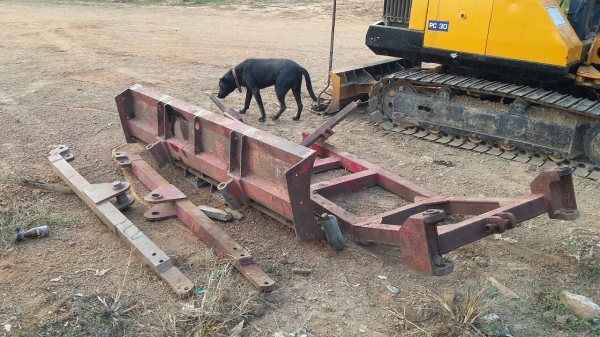 ขายใบมีดแม็กซี่ของ CMT สภาพสวยๆเลยครบชุดขาดกระบอกอย่างเดียว