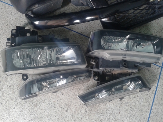 กระจังหน้าพร้อมโคมไฟ เชฟโรเลต