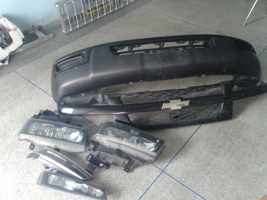 กระจังหน้าพร้อมโคมไฟ เชฟโรเลต