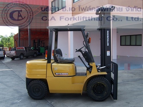 ขาย รถโฟล์คลิฟท์ MITSUBISHI รุ่น FD30