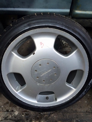 ขายล้อBenz Lorinzer W120 ขอบ 18"5รู112ล้อแท้ ขาย 12,500 บาท