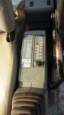 รถขุด Kobelco SK115SR (สต็อก 3 units) นำเข้าจากญี่ปุ่น สนใจโทร. 080-6565422 (หนิง)