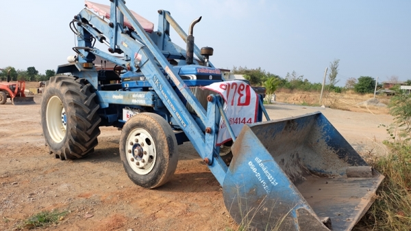 รถไถFord สภาพดีพร้อมใช้ไม่ต้องทำไรแล้ว ยกแขนสูง ราคาถูก