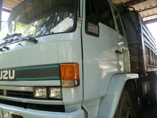 รถบรรทุก 6 ล้อ ISUZU รุ่น FTR ปีจดทะเเบียน 2538 รถบรรทุก 6 ล้อ ISUZU รุ่น FTR ปีจดทะเเบียน 2538