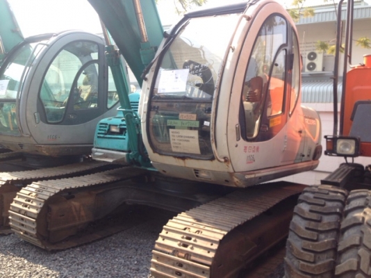 รถขุด Kobelco SK100  นำเข้าจากญี่ปุ่น สนใจโทร. 080-6565422 (หนิง)