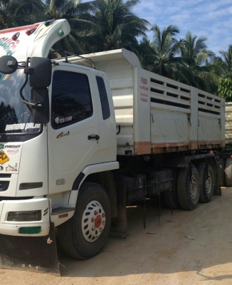 สิบล้อ มิตซู 270ยูโร ปี56 แม่ลูก2คาน ดั้มสามมิตแท้ สภาพดีสวยจัดบางเดิมทั้งคันใช้งานวิ่ง19×,×××กม เล่มทะเบียนพร้อมโอน สิบล้อ มิตซู 270ยูโร ปี56 แม่ลูก2คาน ดั้มสามมิตแท้ สภาพดีสวยจัดบางเดิมทั้งคันใช้งานวิ่ง19×,×××กม เล่มทะเบียนพร้อมโอน