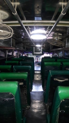 ขายรถบัสพัดลม10m.รถพร้อมใช้ประหยัดน้ำมัน ISUZU 6BD1 TURBO