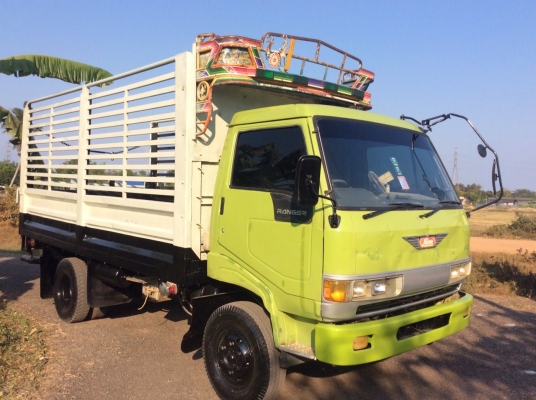 HINO 6ล้อ(เครื่อง160แรง WO6D)เครื่องดี พวงมาลัยพาวเวอร์ คานหน้า-หลัง F ยางดี ครัทซีสวย รถพร้อมใช้ เหมาะเอาไปทำดั๊มขาย 360,000บาท (ศุภากร 081- 1903107 ,081-4252943)