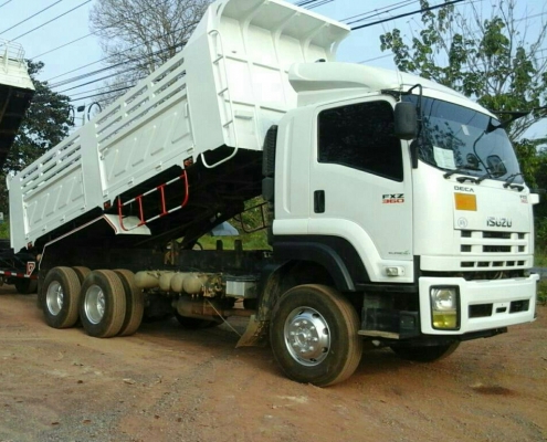 สิบล้อ อีซูซุ 360ปี56 แม่ลูก3คาน ดั้มสามมิตแท้ สภาพดีสวยกริ๊ปเดิมทั้งคันใช้งานวิ่งแค่ 120,000กม. เล่มทะเบียนพร้อมโอน