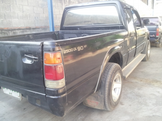 ISUZU 4×4 130000 บาท ISUZU 4×4 130000 บาท