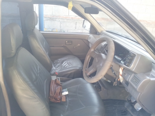 ISUZU 4×4 130000 บาท ISUZU 4×4 130000 บาท