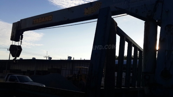 รถเครน 6 ล้อ ยี่ห้ออีซูซุ รถพร้อมใช้งาน รถเครน 6 ล้อ ยี่ห้ออีซูซุ รถพร้อมใช้งาน