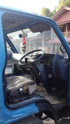 รถเครน 6 ล้อ ยี่ห้ออีซูซุ รถพร้อมใช้งาน รถเครน 6 ล้อ ยี่ห้ออีซูซุ รถพร้อมใช้งาน