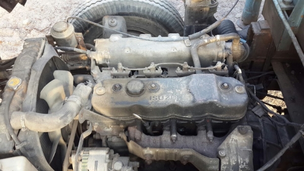 รถเครน 6 ล้อ ยี่ห้ออีซูซุ รถพร้อมใช้งาน รถเครน 6 ล้อ ยี่ห้ออีซูซุ รถพร้อมใช้งาน