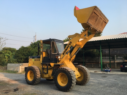 ขายรถตัก Komatsu WA 180-3 รถเก่านอก นำเข้าจากต่างประเทศ สภาพพร้อมใช้ (มีvdoการทำงานครับ) ราคาถูกมากๆ ขายรถตัก Komatsu WA 180-3 รถเก่านอก นำเข้าจากต่างประเทศ สภาพพร้อมใช้ (มีvdoการทำงานครับ) ราคาถูกมากๆ