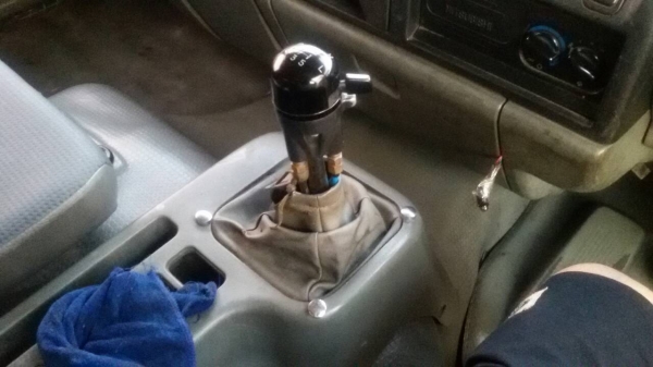 มิตซูปี51.FN.617.260แรง.10เกียร์.ถ้งน้ำมัน20,000ลิตร.ช่วงยาว7,80เมตร.ครัชซีสวย.เครื่องดี.ยางเรเดียลใช้น้อย.ราคา1,055,000.. มิตซูปี51.FN.617.260แรง.10เกียร์.ถ้งน้ำมัน20,000ลิตร.ช่วงยาว7,80เมตร.ครัชซีสวย.เครื่องดี.ยางเรเดียลใช้น้อย.ราคา1,055,000..