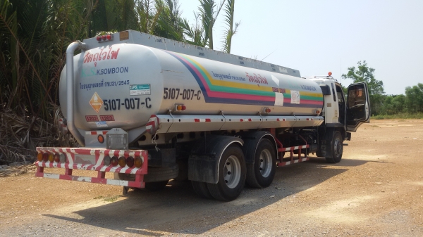 มิตซูปี51.FN.617.260แรง.10เกียร์.ถ้งน้ำมัน20,000ลิตร.ช่วงยาว7,80เมตร.ครัชซีสวย.เครื่องดี.ยางเรเดียลใช้น้อย.ราคา1,055,000.. มิตซูปี51.FN.617.260แรง.10เกียร์.ถ้งน้ำมัน20,000ลิตร.ช่วงยาว7,80เมตร.ครัชซีสวย.เครื่องดี.ยางเรเดียลใช้น้อย.ราคา1,055,000..