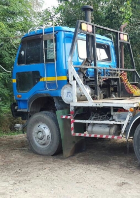 หัวลาก ราคาถูกๆ"325,000บ นิสัน UD CW41MHR 265ปี 2เพา สภาพดีสวยกริ๊ปพร้อมใช้ (ไม่มีเล่มทะเบียน)"มีใบซื้อขาย"กับเจ้าของโดยตรง ราคา 325,000บ มีหน้าเล่มไห้ครับ หัวลาก ราคาถูกๆ"325,000บ นิสัน UD CW41MHR 265ปี 2เพา สภาพดีสวยกริ๊ปพร้อมใช้ (ไม่มีเล่มทะเบียน)"มีใบซื้อขาย"กับเจ้าของโดยตรง ราคา 325,000บ มีหน้าเล่มไห้ครับ