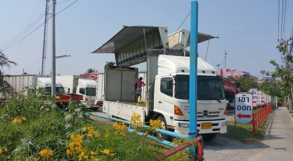 ขายรถ6ล้อตู้ปีกนก HINO FG8JPLA ปี2012 เครื่อง212แรงม้า ตู้ยาว7.50เมตร
