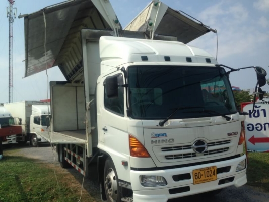 ขายรถ6ล้อตู้ปีกนก HINO FG8JPLA ปี2012 เครื่อง212แรงม้า ตู้ยาว7.50เมตร