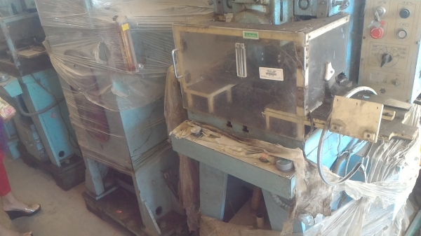 เครื่องปั๊มแอร์ครัชกดอัดขึ้นรูปชิ้นงาน ยี่ห้อ SAMYANG HEAVY MACHINERY ขนาดแรงกดปั๊ม 25 ตัน  (เหลือ 3 เครื่อง)