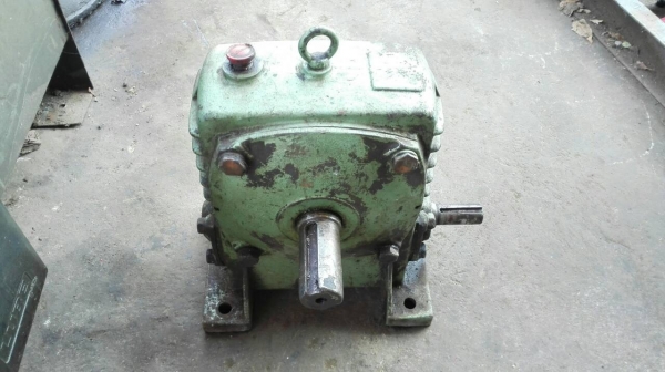 **** SOLD **** วอร์มเกียร์ Bellpony Made in Japan No.120 ทด 1:10 สวยสดแน่นพร้อมใช้งาน.